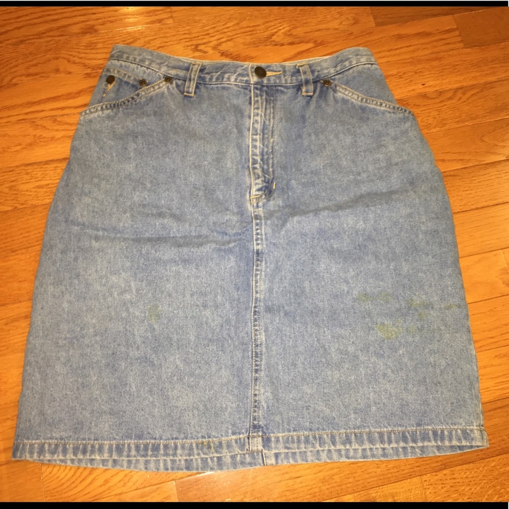 Blue jean skirt Liz Claiborne perfect condition
